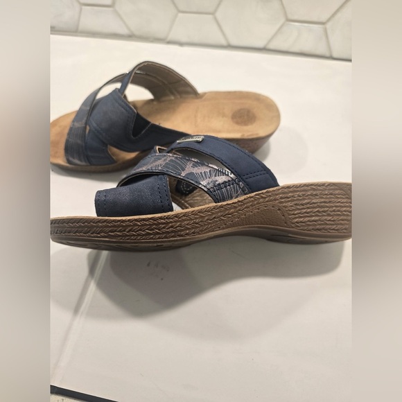 Inblu Woman’s Blue FAITFUL Sandal Size 7.5 Flip Flop Flats Cushioned - Picture 7 of 9